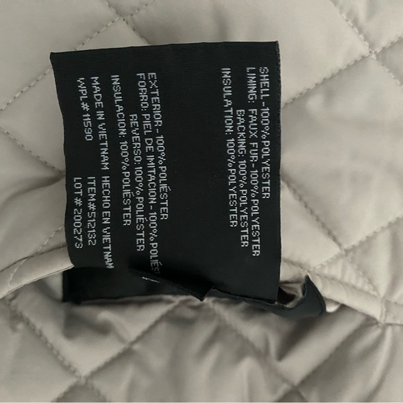 Reversible Vest from Weatherproof. Toupe like color - Picture 5 of 6